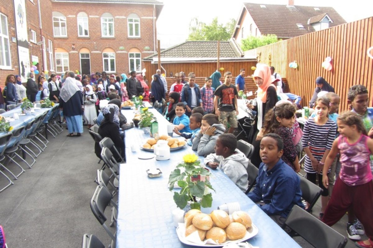 20140813_skolestart_faellesmorgenmad_018